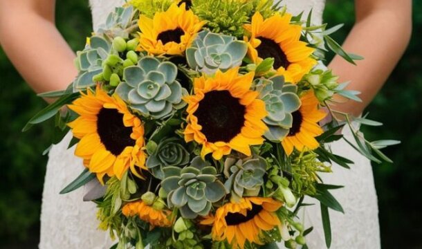 Sunflower wedding bouquet