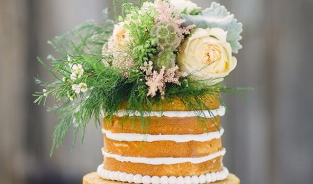 wedding naked cake