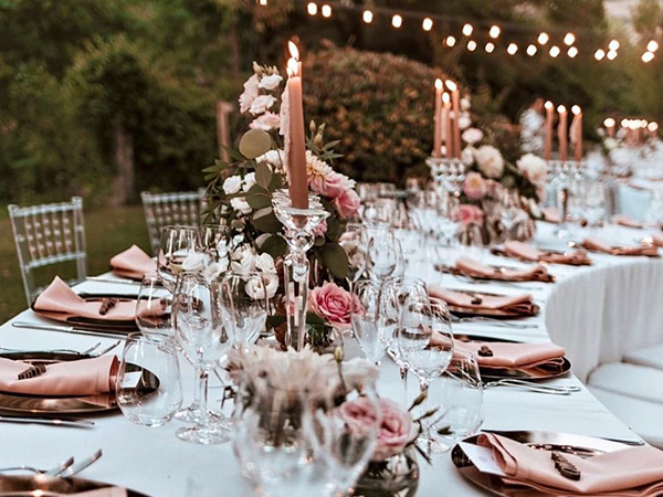 Rose gold wedding theme