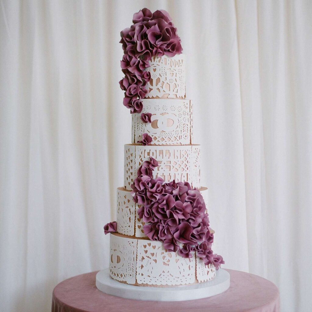 Elegant purple wedding cakes